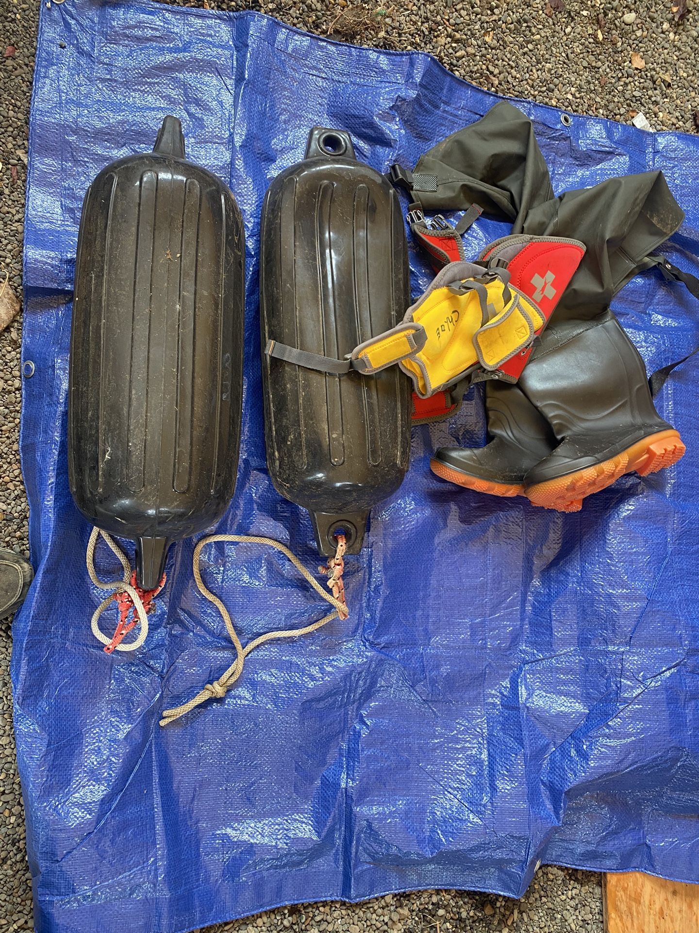 Waiters for lunch and boats and boat stuff