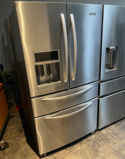 Deal: Kenmore 4‑Door French Door – Stainless w/ Ice Maker