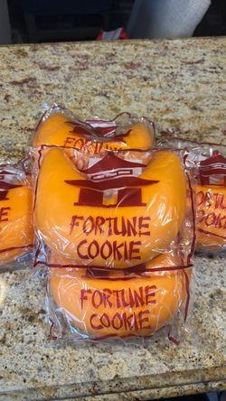 VIRAL large fortune cookie squishy!!