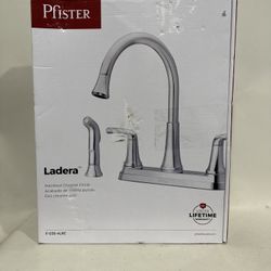  New Pfister F-036-4LRC Ladera 2-Handle Kitchen Faucet with Side Spray in Chrome