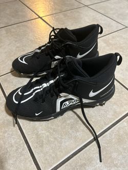 Football cleats