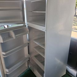 Refrigerator Whirlpool 