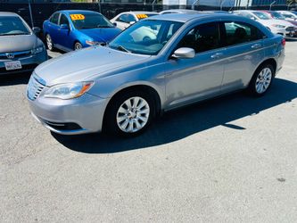 2014 Chrysler 200***** WE FINANCE*****