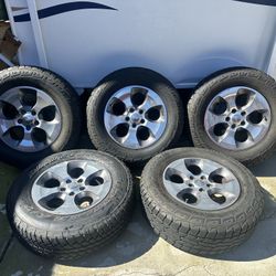 JEEP WRANGLER OEM Sahara Tires 