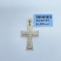 New 10k Solid Gold Diamond Cross Pendant 