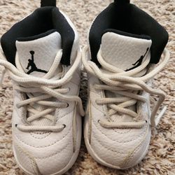 Nike Air Jordan Retro 12 size 6C