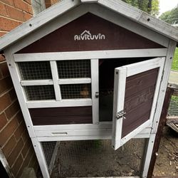 Aivituvin 2 Story Cage 