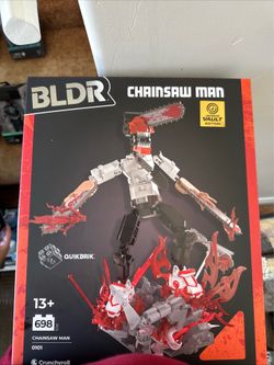 Chainsaw man building figure