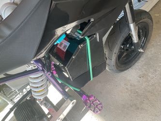 Modded razor electric dirt bike