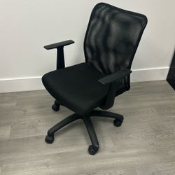 Office Chairs With Wheels