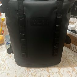 Yeti Cooler Backpack M20