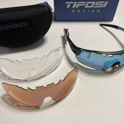 Tifosi Alliant Gunmetal / Blue Sunglasses 3 lenses New in Box