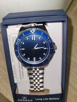 George Diver-Style Watch Blue Dial Silver Bracelet