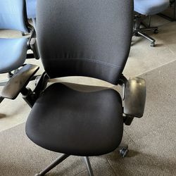 Steelcase V2 Leap Office Chair 