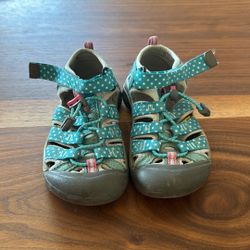 Keen Kids Size 11