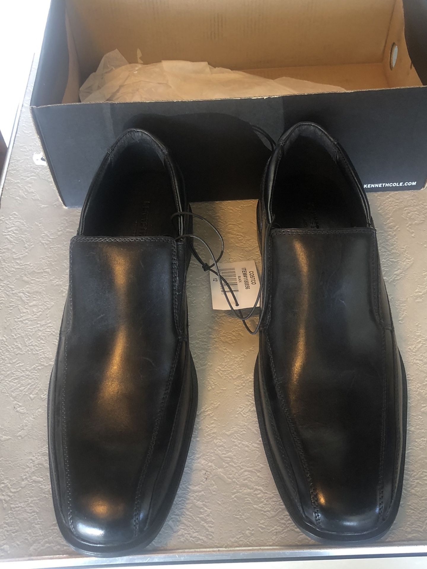 Kenneth Cole Dress Shoes