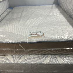 QUEEN SIZE. MATTRESS BRAND NEW 🆕 11 INCH COMFORTABLE AVAILABLE ALL SIZES LOCATION.303 POCASSET AVE PROVIDENCE RI OPEN 7 DAY 