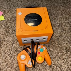Japan Orange GameCube And 3 Games  (trade/OBO)