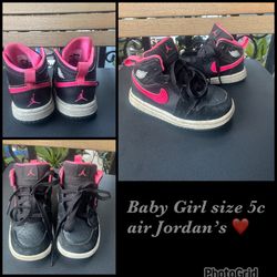 Baby Girl 5c Air Jordan Black And Pink $15 Zelle Or Cash Only 