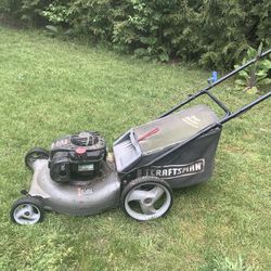 550E series Briggs and Stratton 140cc engine lawn mower 