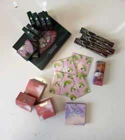 HALF MAGIC MAKEUP BUNDLE