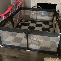 Play Pin With Foam Mat