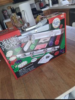 Cardinal Industries Deluxe Poker Set~FACTORY SEALED