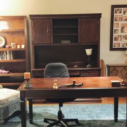 Desk Hutch Bookcase Matching Set 