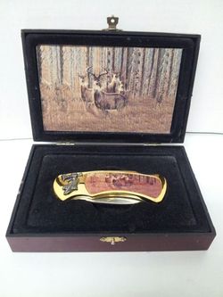 Brand New Tomahawk Deer knife