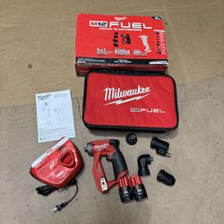 Milwaukee M12 FUEL 12V Lithium-Ion Brushless Cordless 4-in-1 Installation 3/8 in. Drill Driver Kit with 4-Tool Heads, (2) batteries, and charger