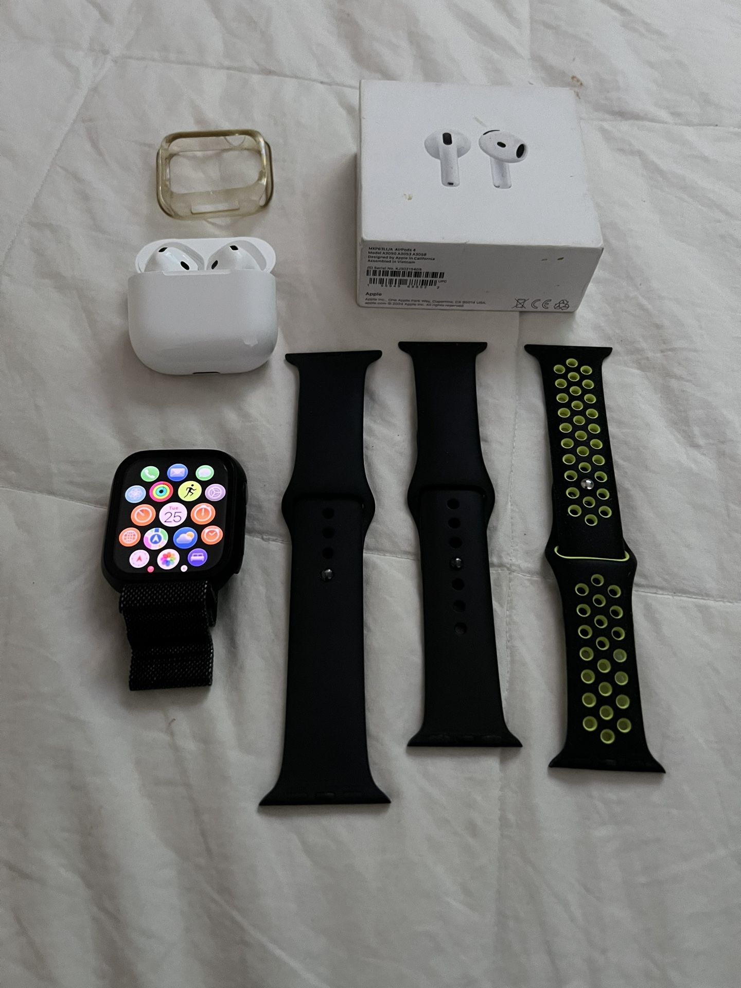 Apple Watch Series 9 & Apple Airpods Gen 4