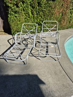 Oudoor Furniture  -  (2 )  1960's  Vintage Chase Loungers 
