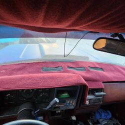 Chevy Obs  88to 94  Tapete Para El Tablero  Colo Guinda  Del 454   $75 Dls  Muy Buen Estado  