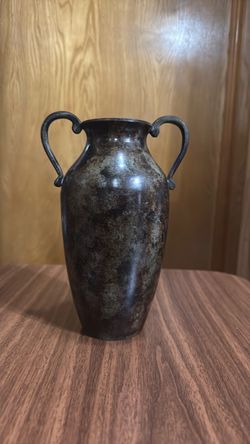 Amphora-style Vase