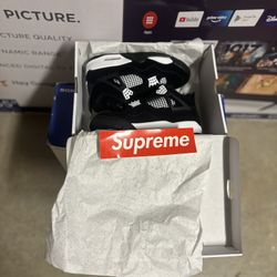 Jordan 4 White Thunder