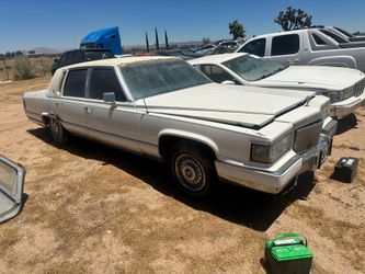 1991 Cadillac Fleetwood brougham