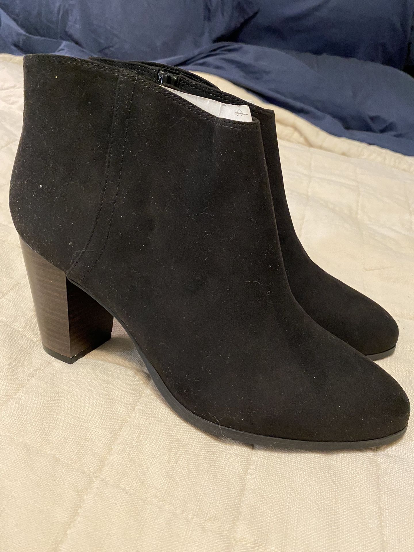 Black Suede Old Navy Ankle Booties Size 8.5