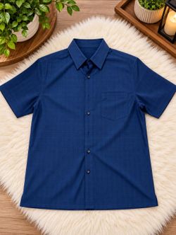 Blue short sleeve shirt