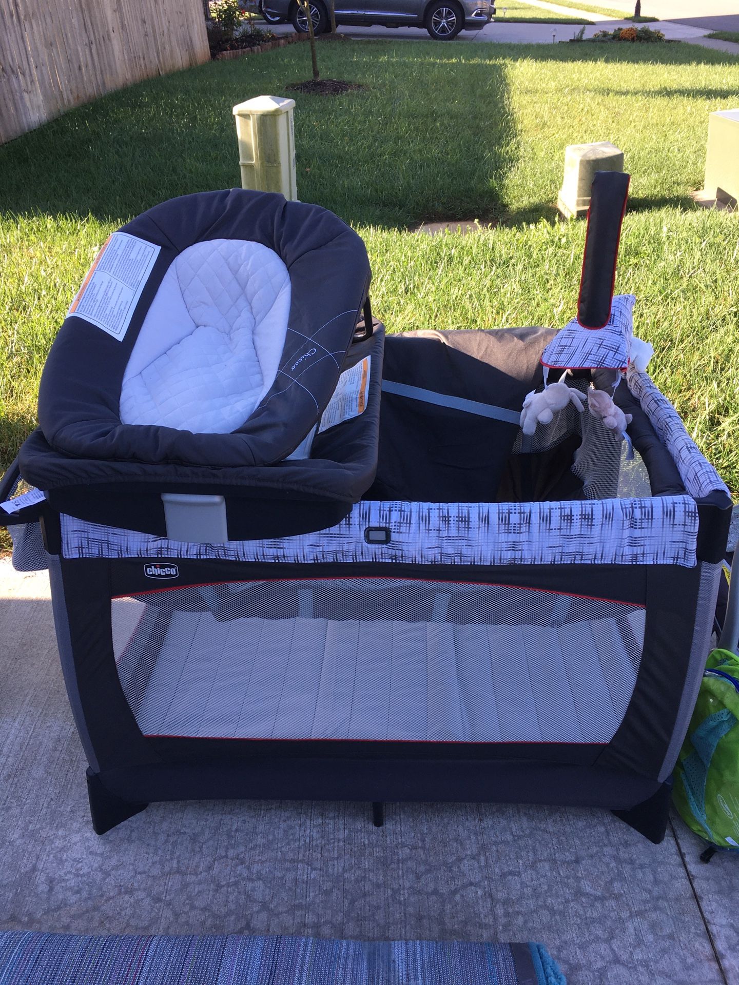 Portable Playpen /crib