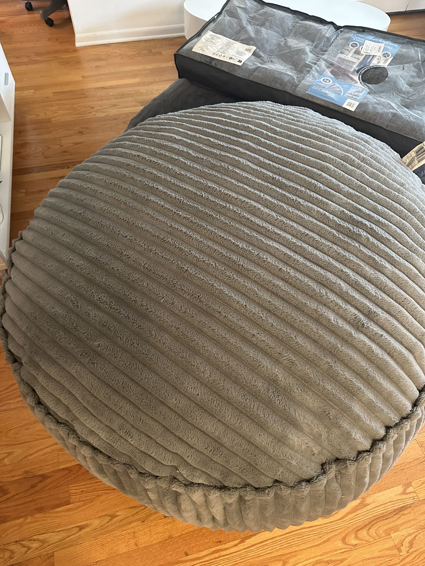 Jumbo bean bag lounger