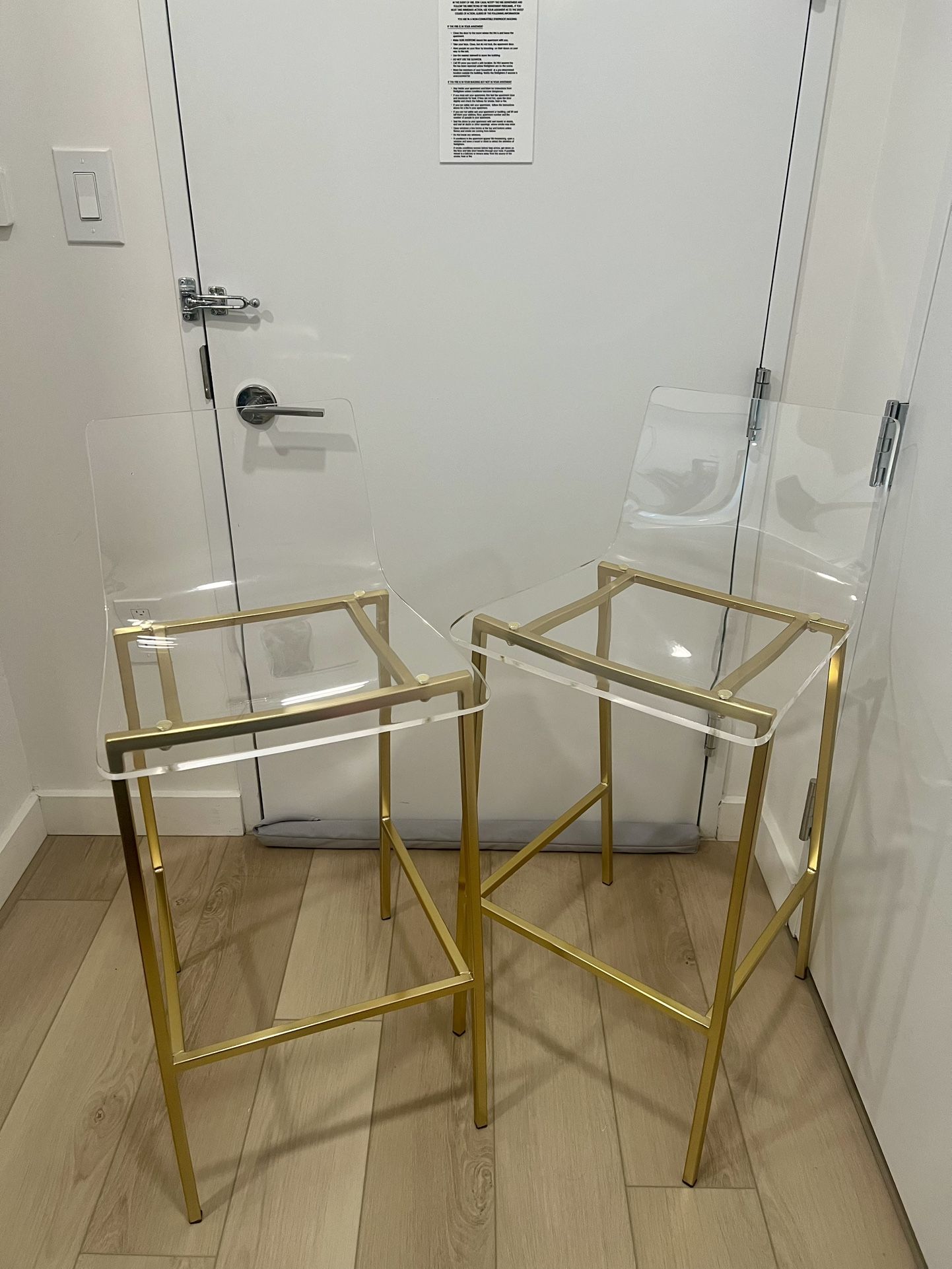 Acrylic Seats With Golden Legs