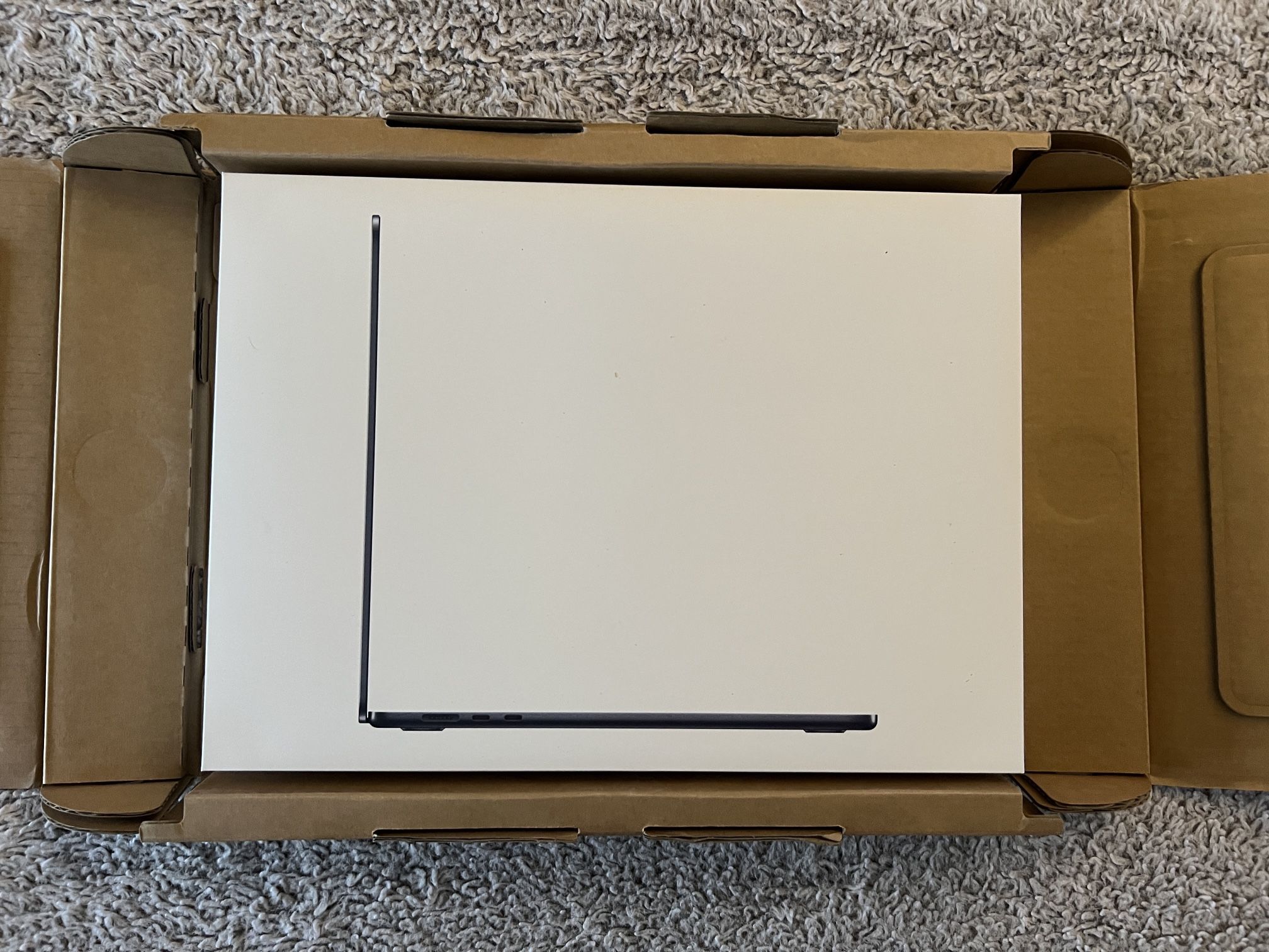 NEW UNOPENED 2024 MacBook Air M3 chip 15" Liquid Retina, 16GB Memory 256GB Storage MIDNIGHT color