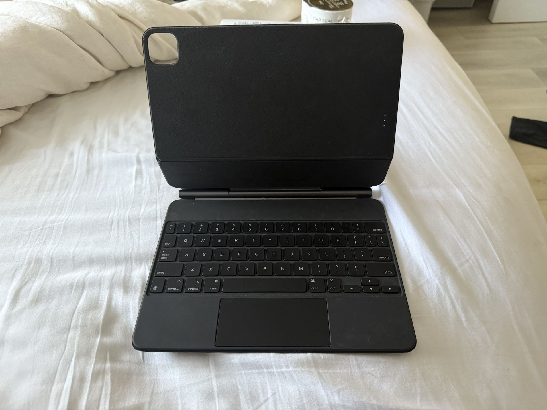iPad Pro 11inch Magic Keyboard