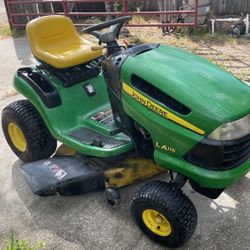 John Deere LA 115 