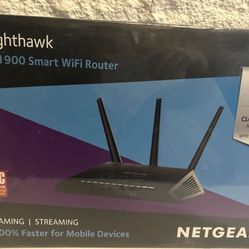 NETGEAR - Nighthawk AC1900 WiFi Router - Black (R7000-100NAS)