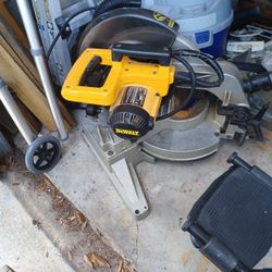 Dewalt Sew Heavy Duty 