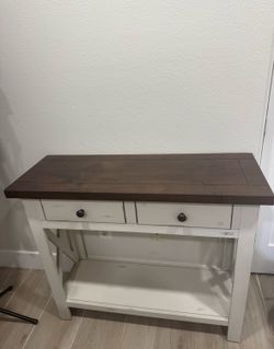 Entryway table