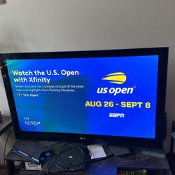 55” Plasma LG TV