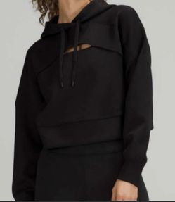 Lululemon Get Centered Cropped Hoodie