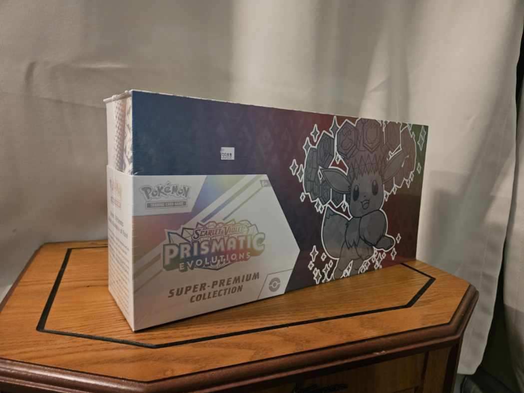 Pokemon Prismatic Evolutions Super Premium Collection
